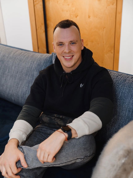 Дизайнер интерьеров Глен Самаров